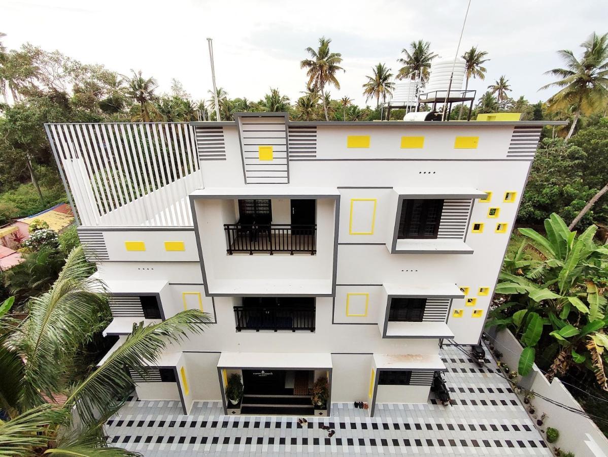 Happy Buddha S4 Aparthotel Varkala Esterno foto