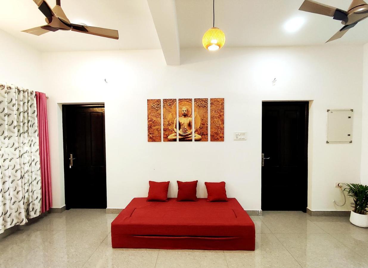 Happy Buddha S4 Aparthotel Varkala Esterno foto