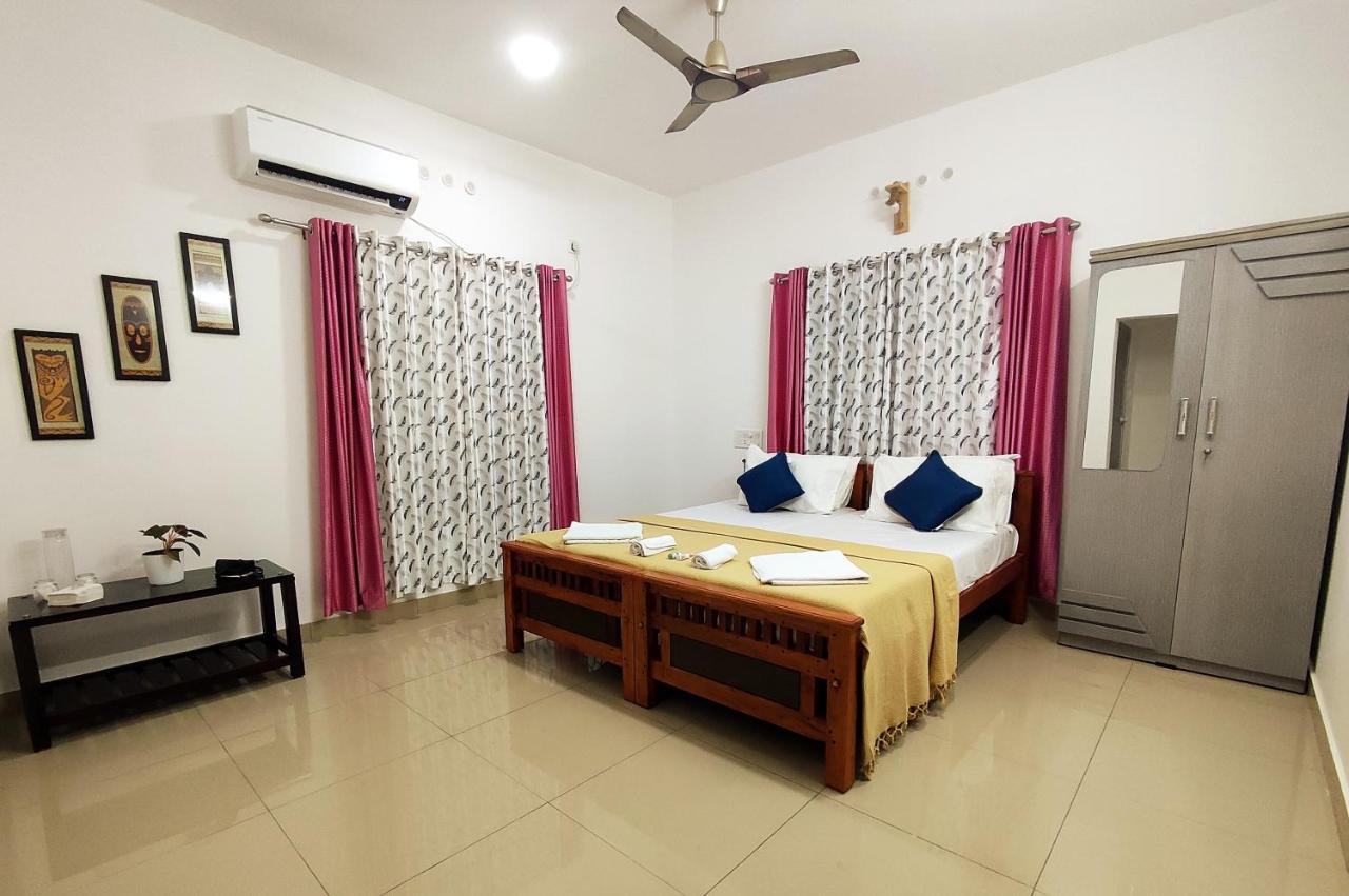 Happy Buddha S4 Aparthotel Varkala Esterno foto