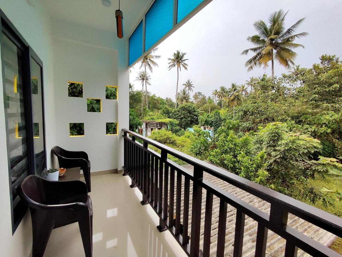 Happy Buddha S4 Aparthotel Varkala Esterno foto